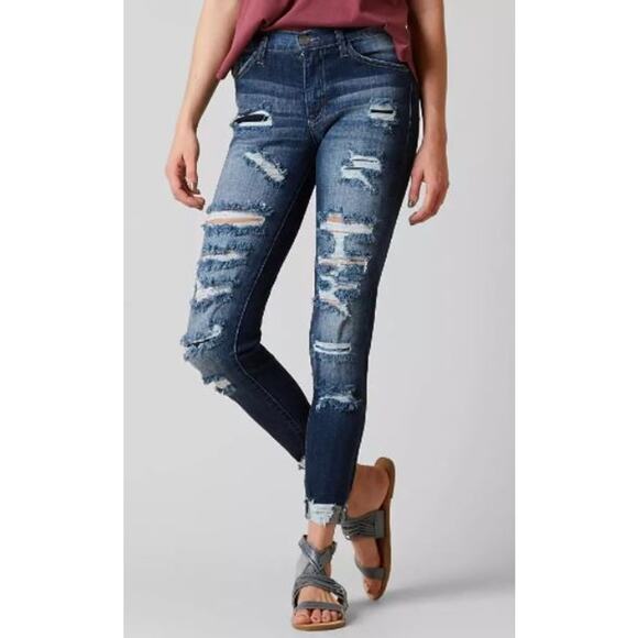 KanCan Women's Distressed Ankle Skinny Jeans Size 25 Stretch Mid Rise Destroyed - Picture 1 of 9